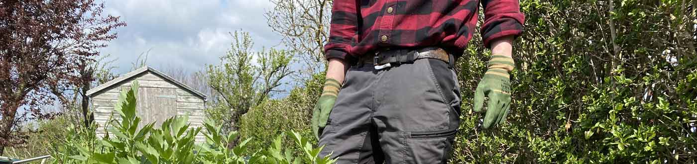 Gardening clothing, gardening trousers, gardening fleeces, gardening trousers, gardening shirts