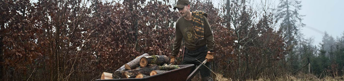 Gardening clothing, gardening trousers, gardening fleeces, gardening trousers, gardening shirts