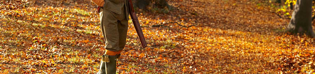 Men's breeks in a range of classic tweeds, moleskins & technical materials from brands including Laksen & Alan Paine