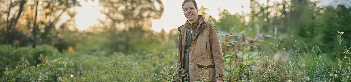 gardening boots for men, gardening workwear, professional gardeners clothing, gardening overalls & more.