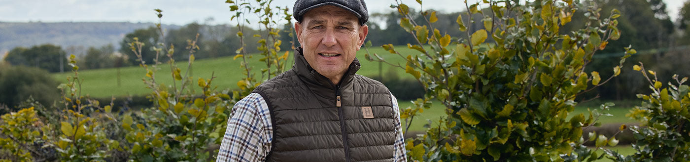 Harkila clothing for men & women, including Harkila jackets, boots, Gore-Tex® trousers, stalking gear & shooting accessories