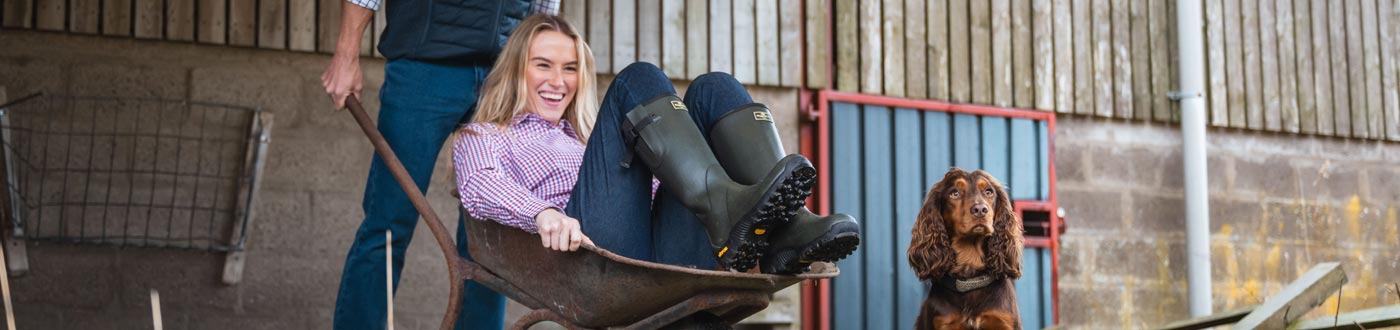 Hoggs of Fife Wellingtons for men & women. Hoggs wellies featuring Hoggs of Fife neoprene wellies & Hoggs Braemar wellies