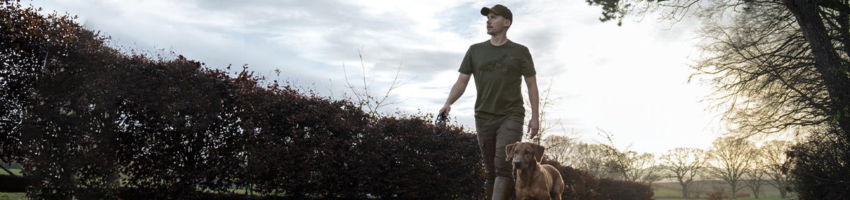 Our range of mens clothing & outdoor wear includes tweed jackets, check shirts, waterproof coats, gilets, fleeces & trousers