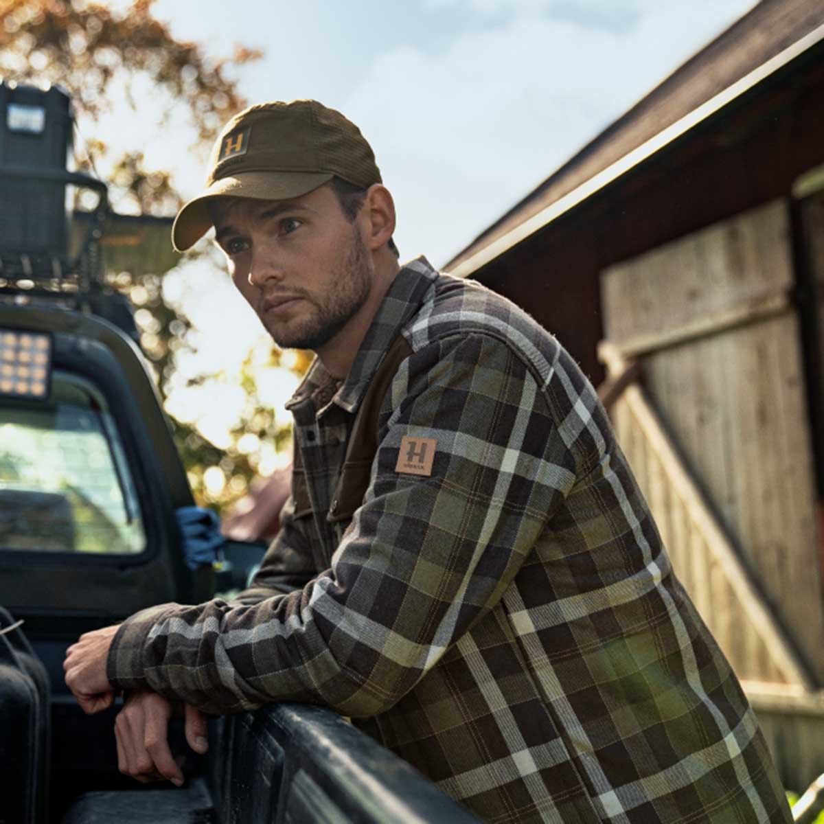 Harkila Asmund Insulated Wool Shirt Jacket - lifestyle Harkila Asmund Insulated Wool Shirt Jacket - lifestyle