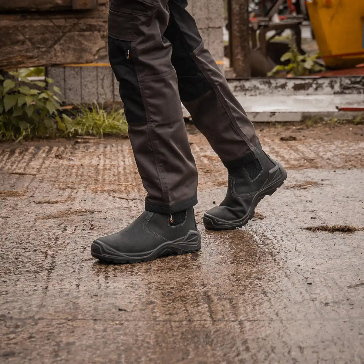 Xpert Defiant SBP Safety Dealer Boot Black - Lifestyle Xpert Defiant SBP Safety Dealer Boot Black - Lifestyle