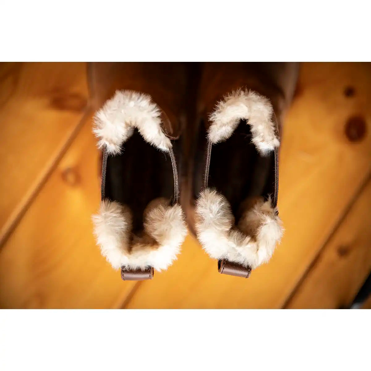 Ariat Women's Wexford Waterproof Sherpa Chelsea Boots - Sherpa Detail Ariat Women's Wexford Waterproof Sherpa Chelsea Boots - Sherpa Detail