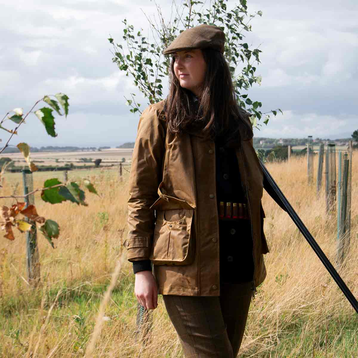 Laksen Ashley Women's Waxed Coat - Stone - Model Laksen Ashley Women's Waxed Coat - Stone - Model