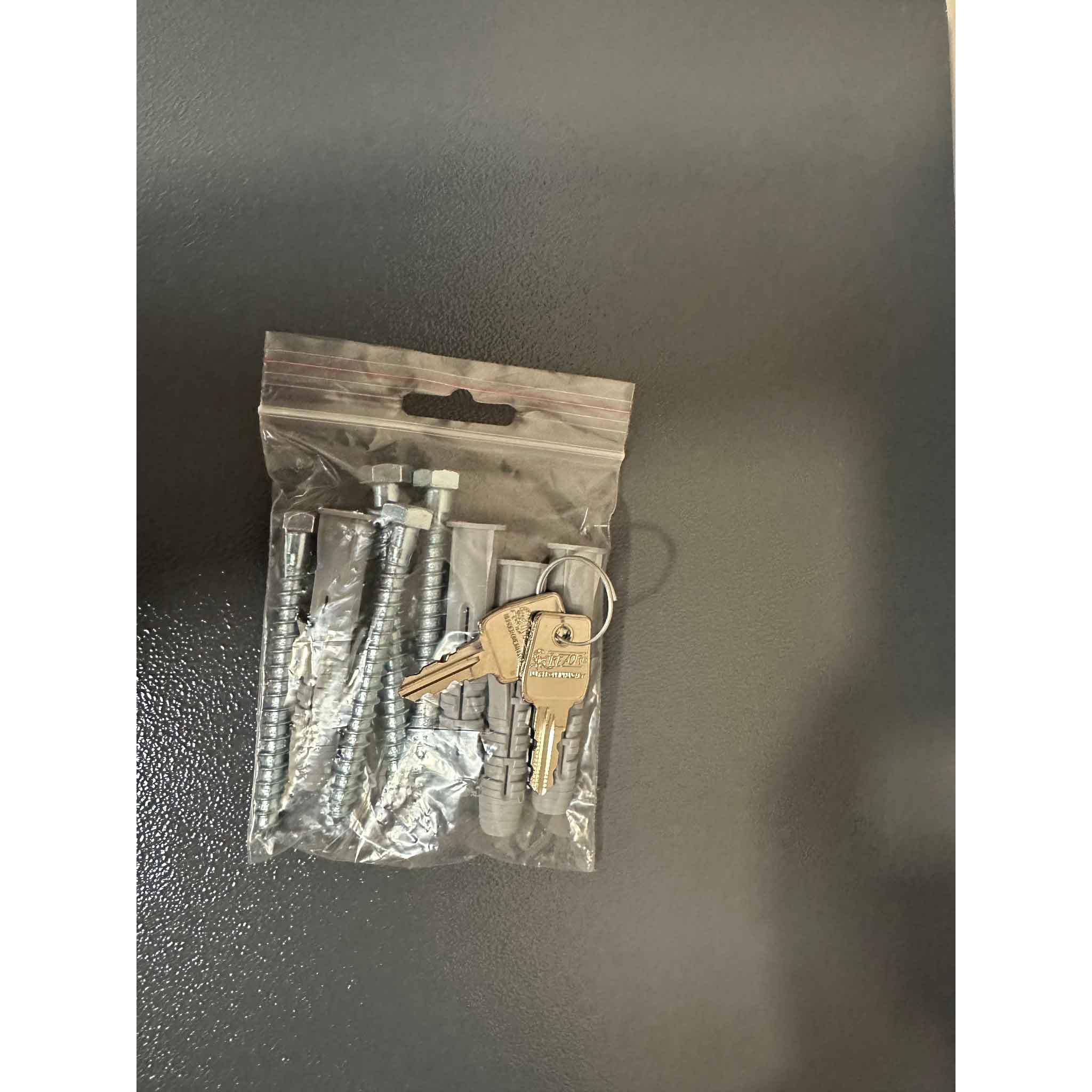 Boston Security BSEC7 7-Gun Safe - bolts Boston Security BSEC7 7-Gun Safe - bolts