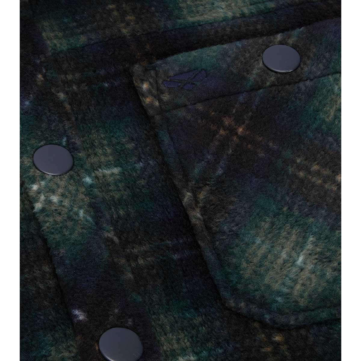 Hoggs of Fife Broxburn Fleece Shacket - pocket detail Hoggs of Fife Broxburn Fleece Shacket - pocket detail