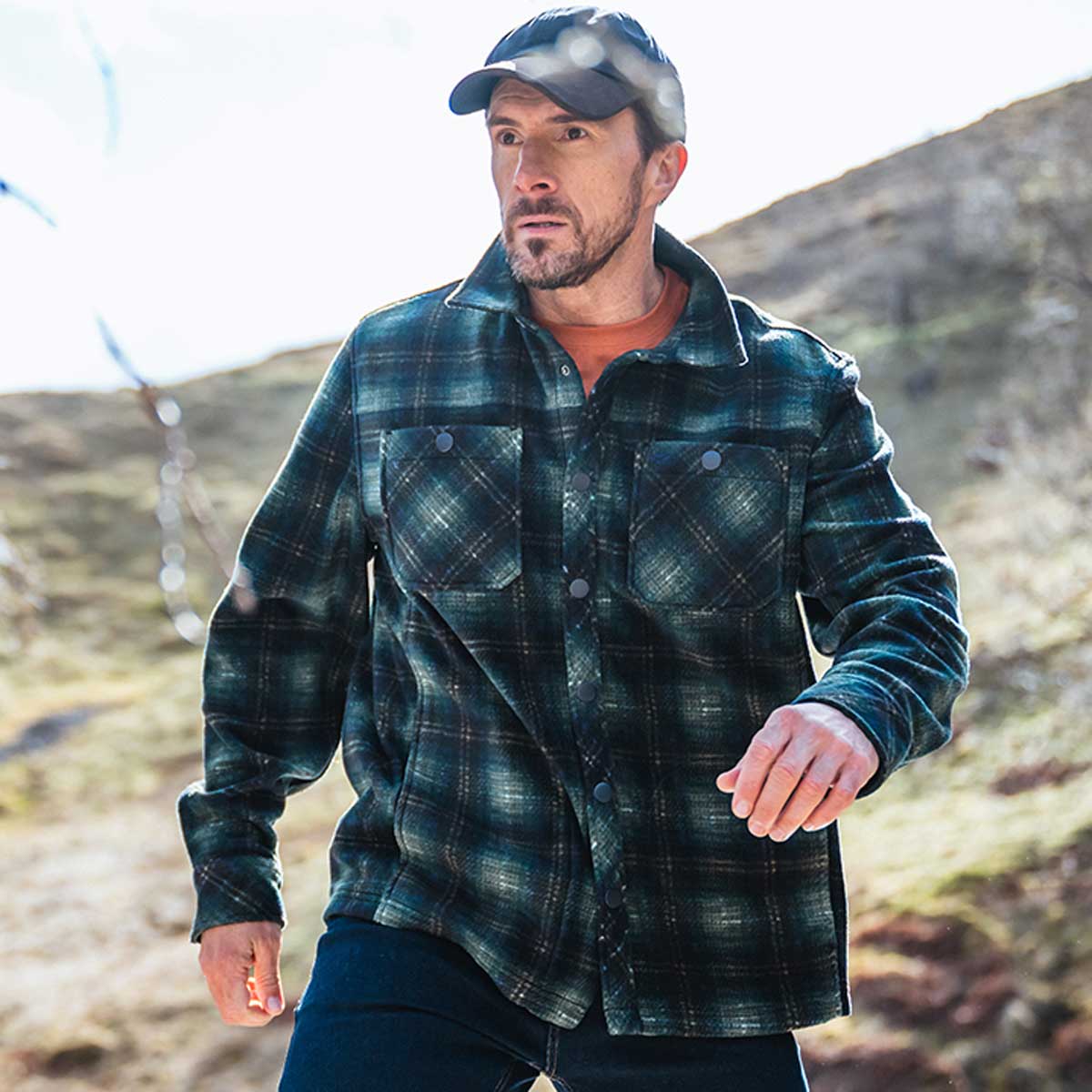 Hoggs of Fife Broxburn Fleece Shacket - on model lifestyle Hoggs of Fife Broxburn Fleece Shacket - on model lifestyle