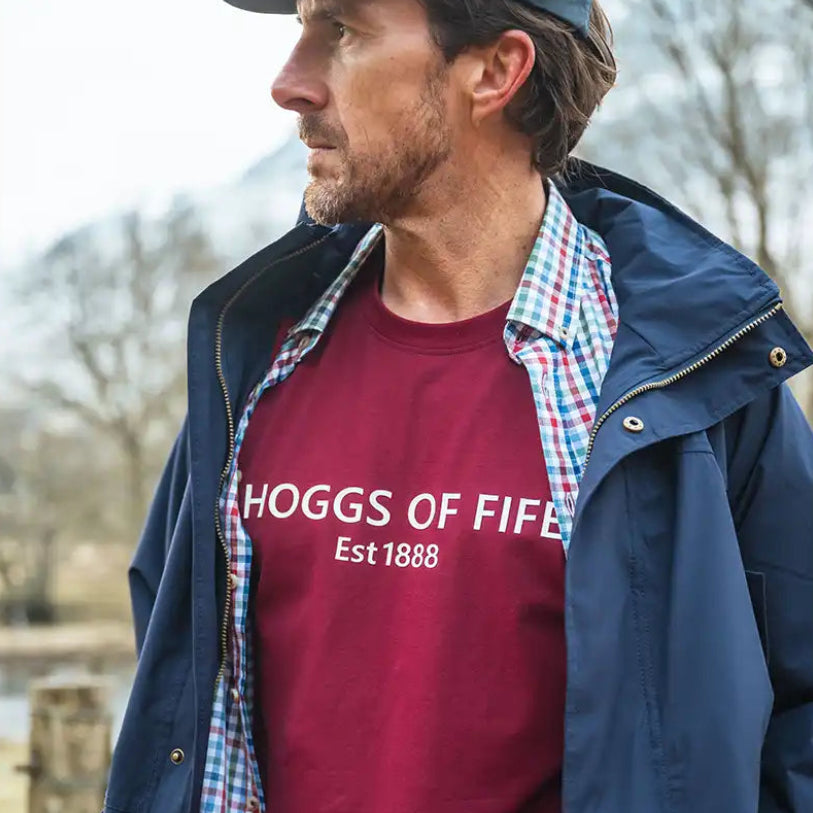 Hoggs of Fife Canonbie Printed T-Shirt - Worn by model with Aberdour Short Sleeve Shirt and Culloden Waterproof Jacket Hoggs of Fife Canonbie Printed T-Shirt - Worn by model with Aberdour Short Sleeve Shirt and Culloden Waterproof Jacket