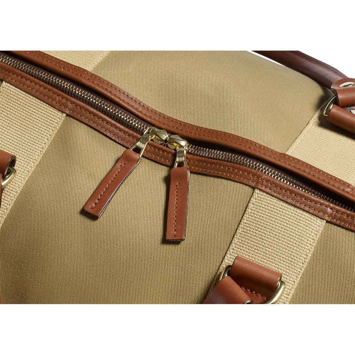 Croots Dalby Canvas Duffle Holdall - khaki opening Croots Dalby Canvas Duffle Holdall - khaki opening