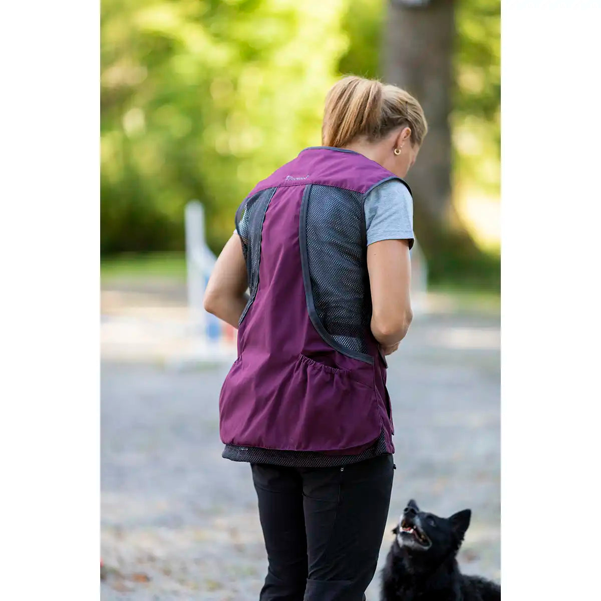 Pinewood Dog Sports 2.0 Womens Vest- Plum/Dark Anthracite- back on model Pinewood Dog Sports 2.0 Womens Vest- Plum/Dark Anthracite- back on model
