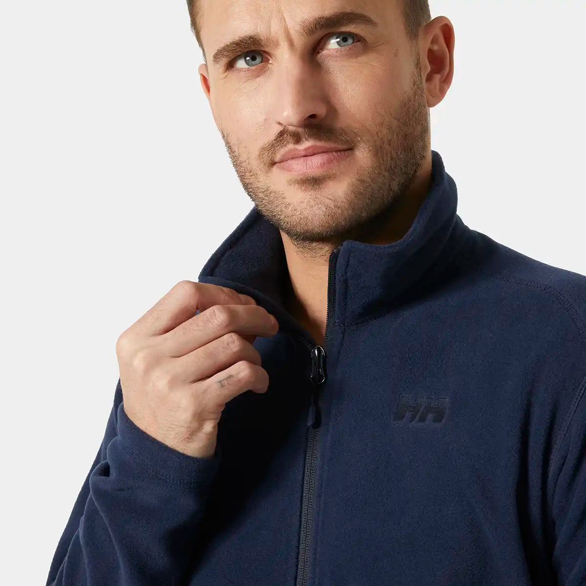 Helly Hansen Daybreaker Fleece Jacket- zip and logo detail Helly Hansen Daybreaker Fleece Jacket- zip and logo detail