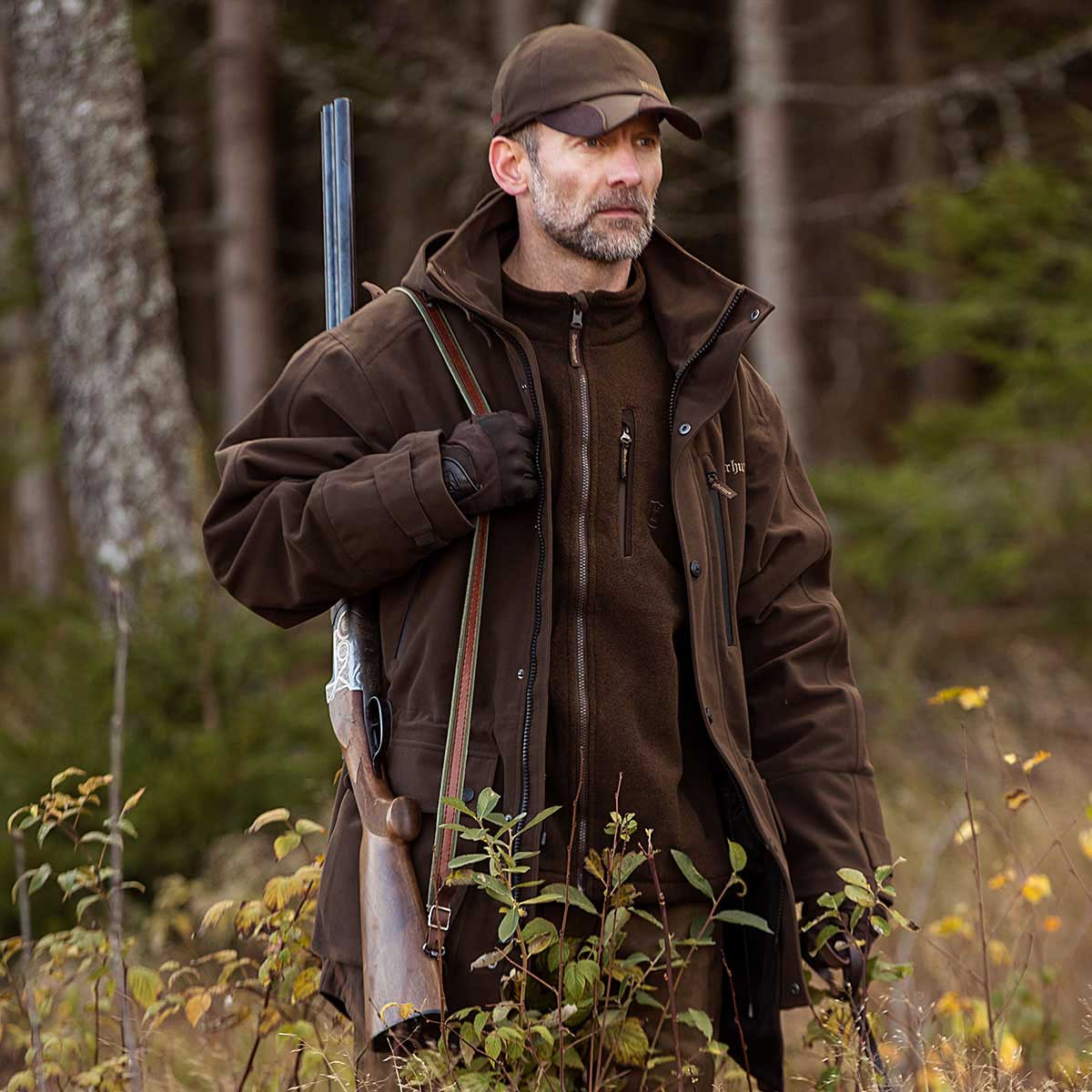 Deerhunter Pro Gamekeeper Jacket - peat on model Deerhunter Pro Gamekeeper Jacket - peat on model