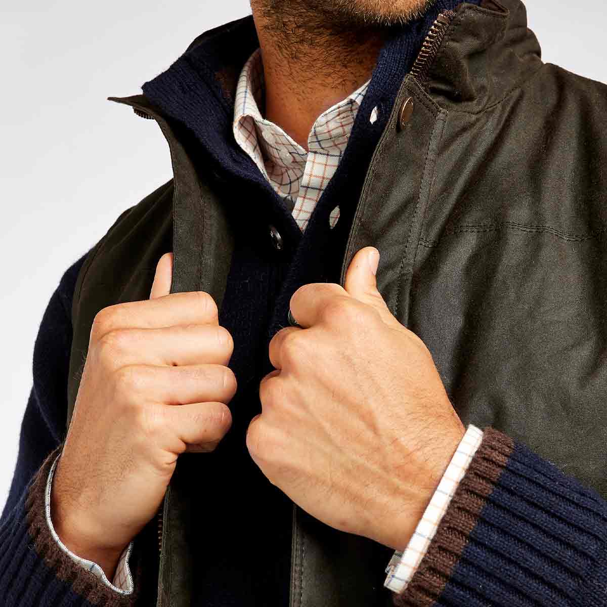 Dubarry Mayfly Men's Waxed Cotton Gilet - Olive - Detail Dubarry Mayfly Men's Waxed Cotton Gilet - Olive - Detail