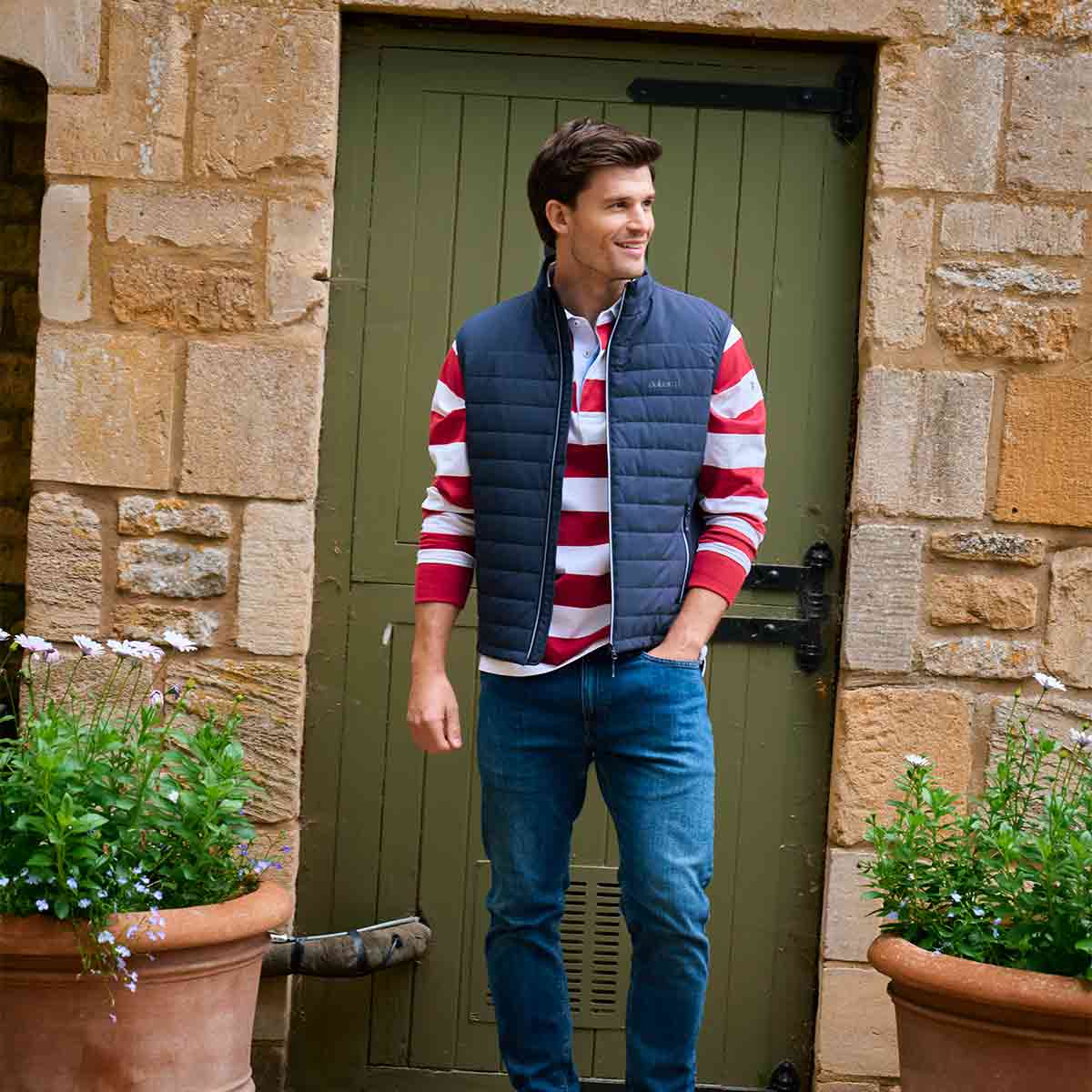 Dubarry Solent Men's Primaloft Gilet - Navy - Model Dubarry Solent Men's Primaloft Gilet - Navy - Model