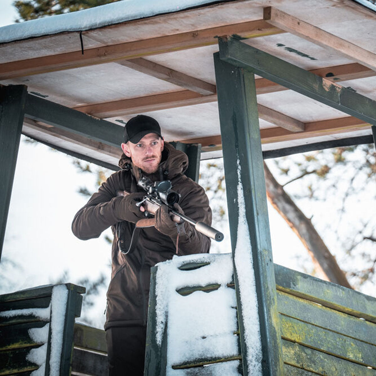 Deerhunter Excape Winter Gloves - On Model Deerhunter Excape Winter Gloves - On Model