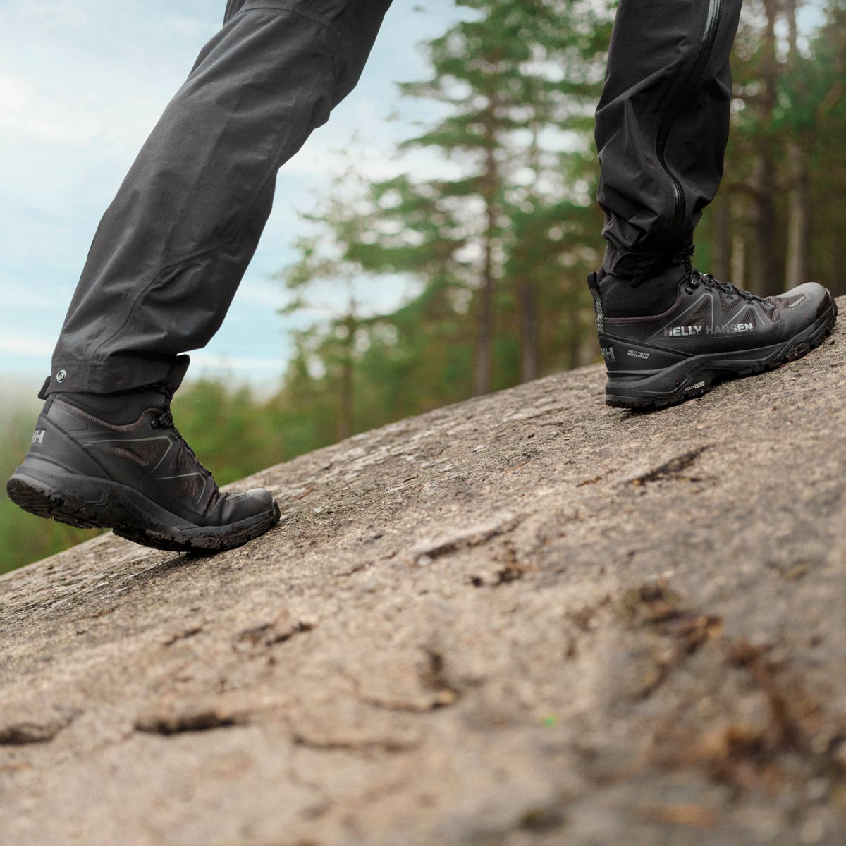 Helly Hansen Cascade Mid Hiking Boots Helly Hansen Cascade Mid Hiking Boots