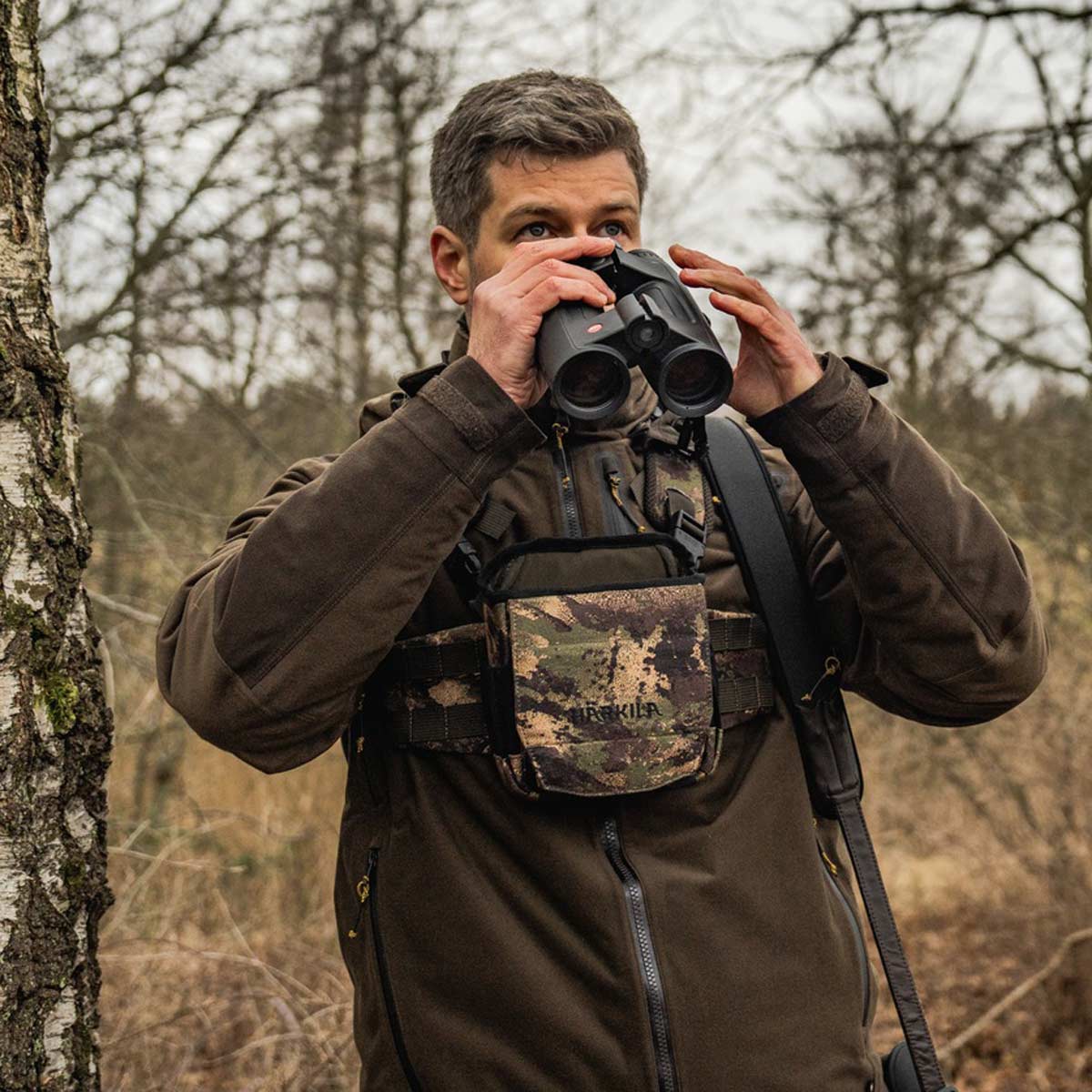 Harkila Camo Bino Harness - On Model Harkila Camo Bino Harness - On Model