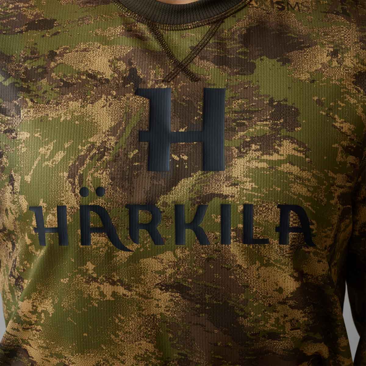 Harkila Deer Stalker Camo L/S T-Shirt - logo Harkila Deer Stalker Camo L/S T-Shirt - logo