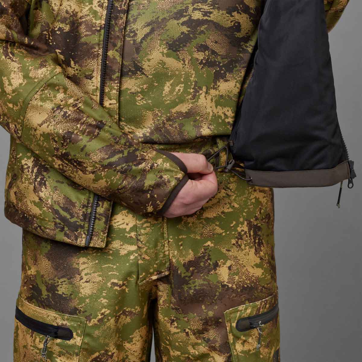 Harkila Deer Stalker Camo WSP Fleece Jacket - adjustable waist Harkila Deer Stalker Camo WSP Fleece Jacket - adjustable waist