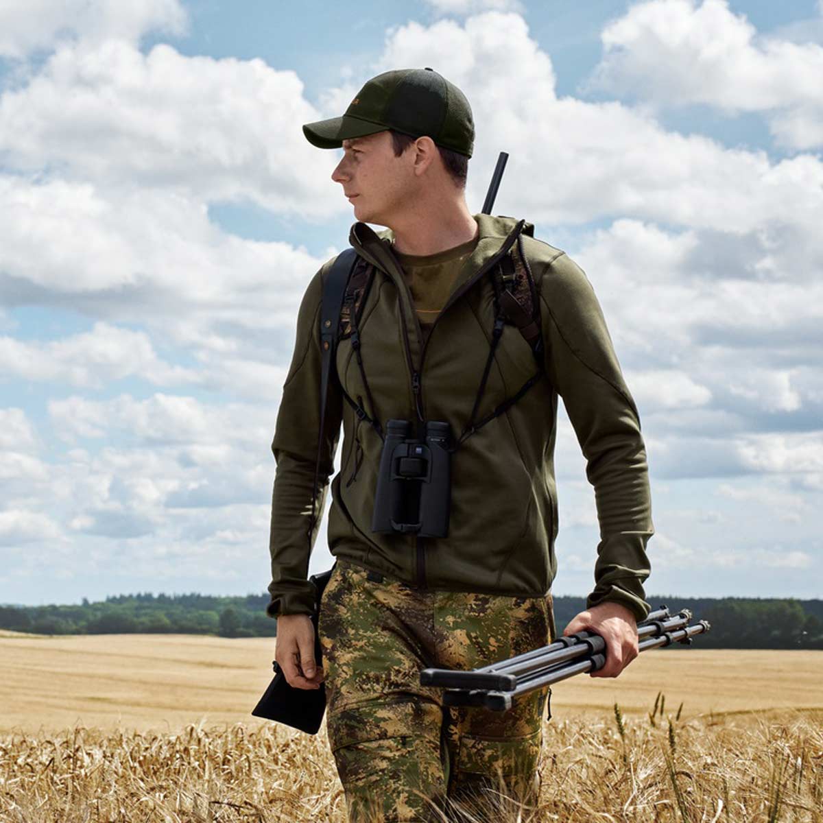 Harkila Deer Stalker Full Zip Fleece Hoodie - On Model Harkila Deer Stalker Full Zip Fleece Hoodie - On Model