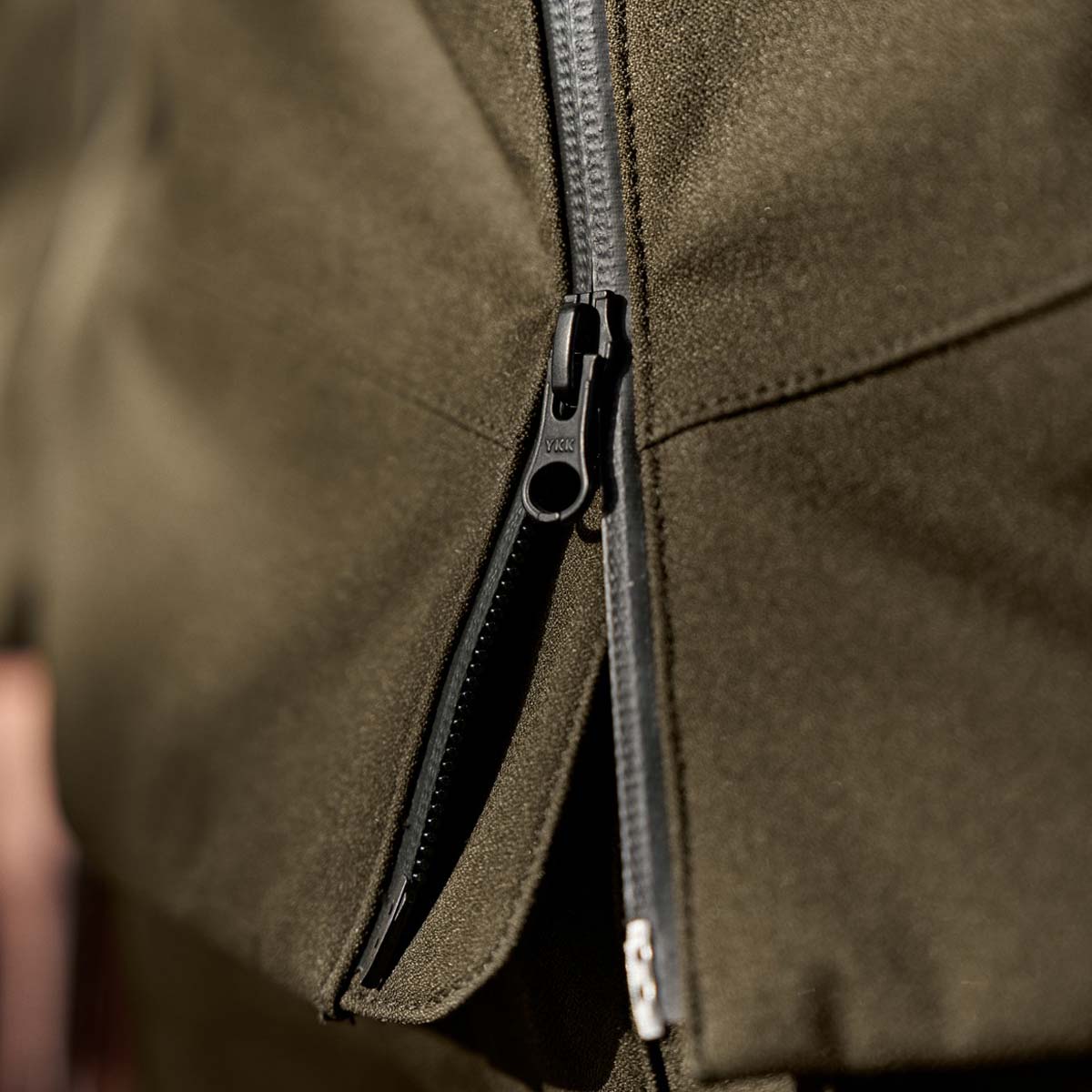 Harkila Finnmark HWS Jacket - 2 Way Zip Detail Harkila Finnmark HWS Jacket - 2 Way Zip Detail