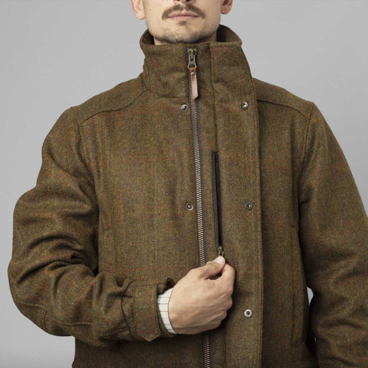 Harkila Kenmore GTX Jacket - chest pocket Harkila Kenmore GTX Jacket - chest pocket