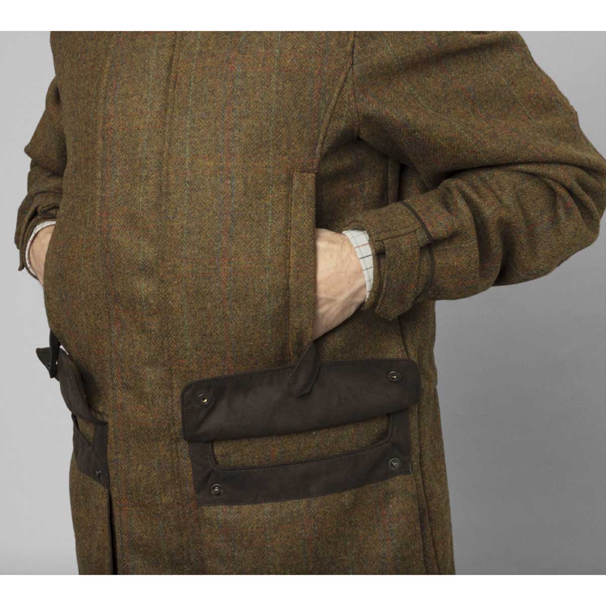 Harkila Kenmore GTX Jacket - hand warmer pockets Harkila Kenmore GTX Jacket - hand warmer pockets