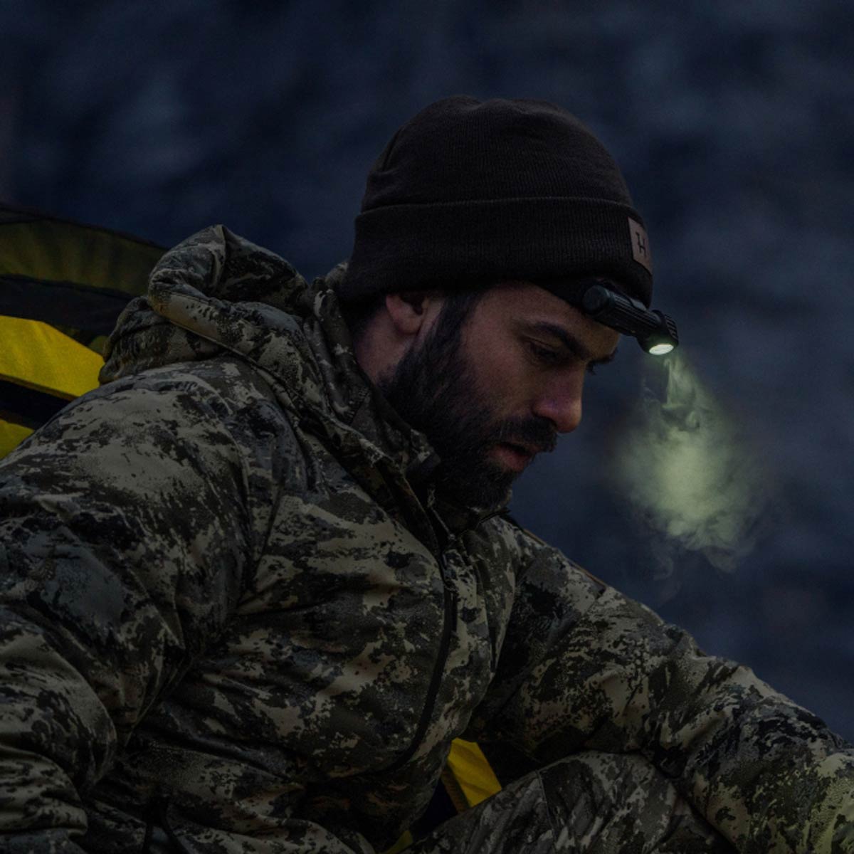 Harkila Mountain Hunter Expedition Packable Down Jacket - Dark camoflage Harkila Mountain Hunter Expedition Packable Down Jacket - Dark camoflage