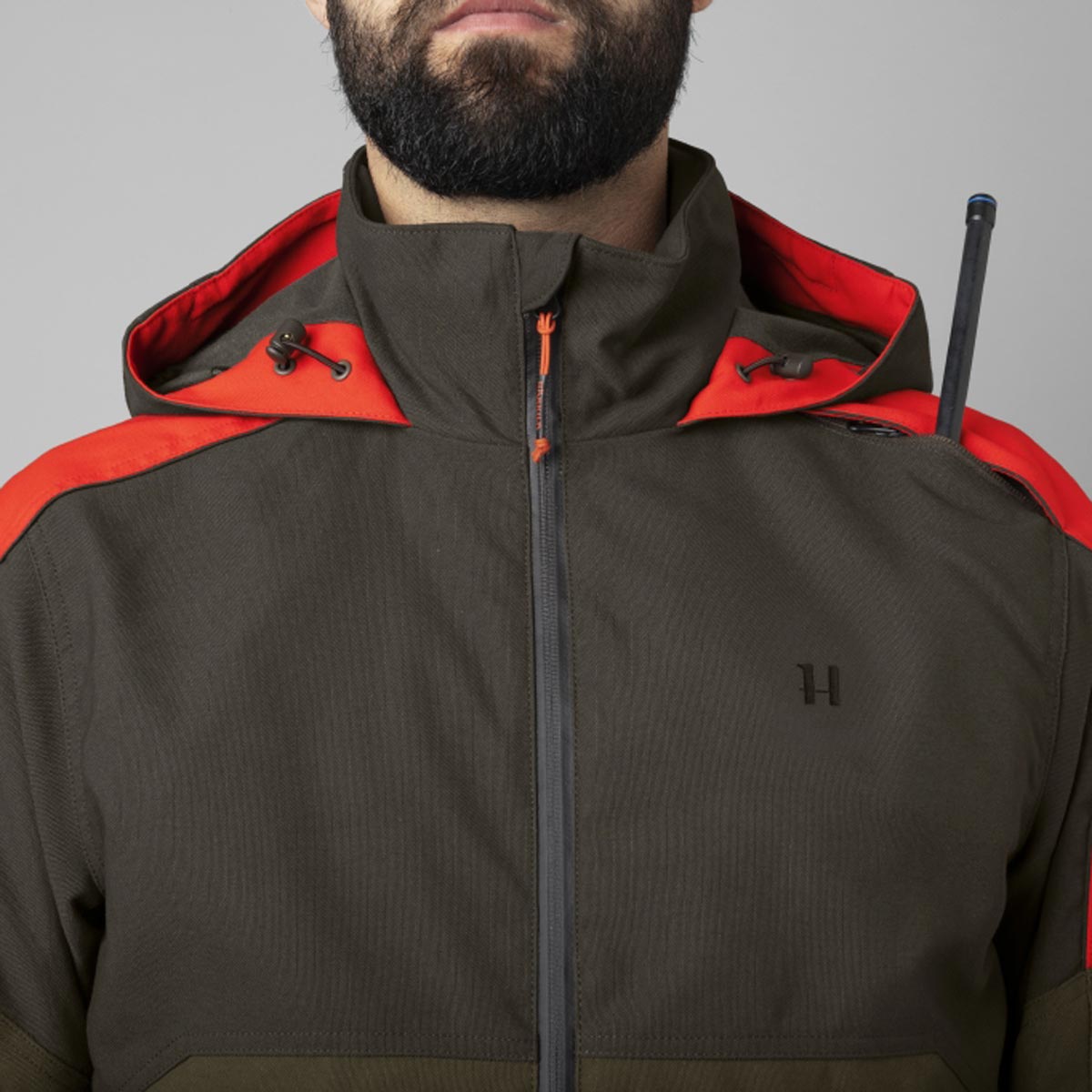 Harkila Pro Hunter Dog Keeper GTX Jacket- close up Harkila Pro Hunter Dog Keeper GTX Jacket- close up