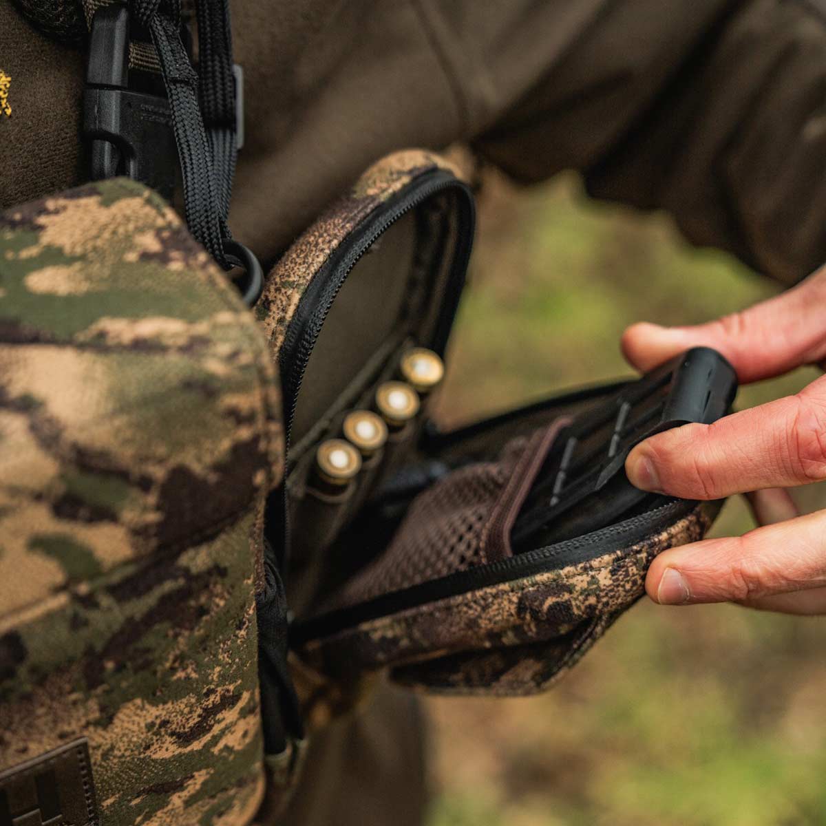 Harkila Utility Camo Pouch - Internal Harkila Utility Camo Pouch - Internal