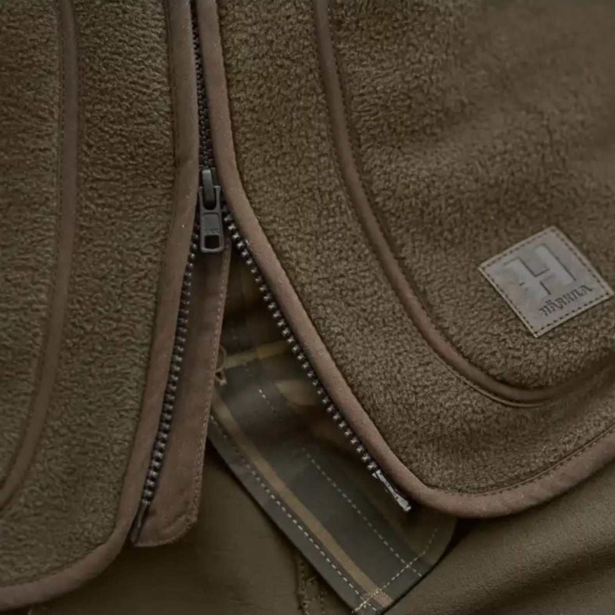 Harkila Torsby Fleece Jacket - Willow Green - Double Zip Close Up Harkila Torsby Fleece Jacket - Willow Green - Double Zip Close Up
