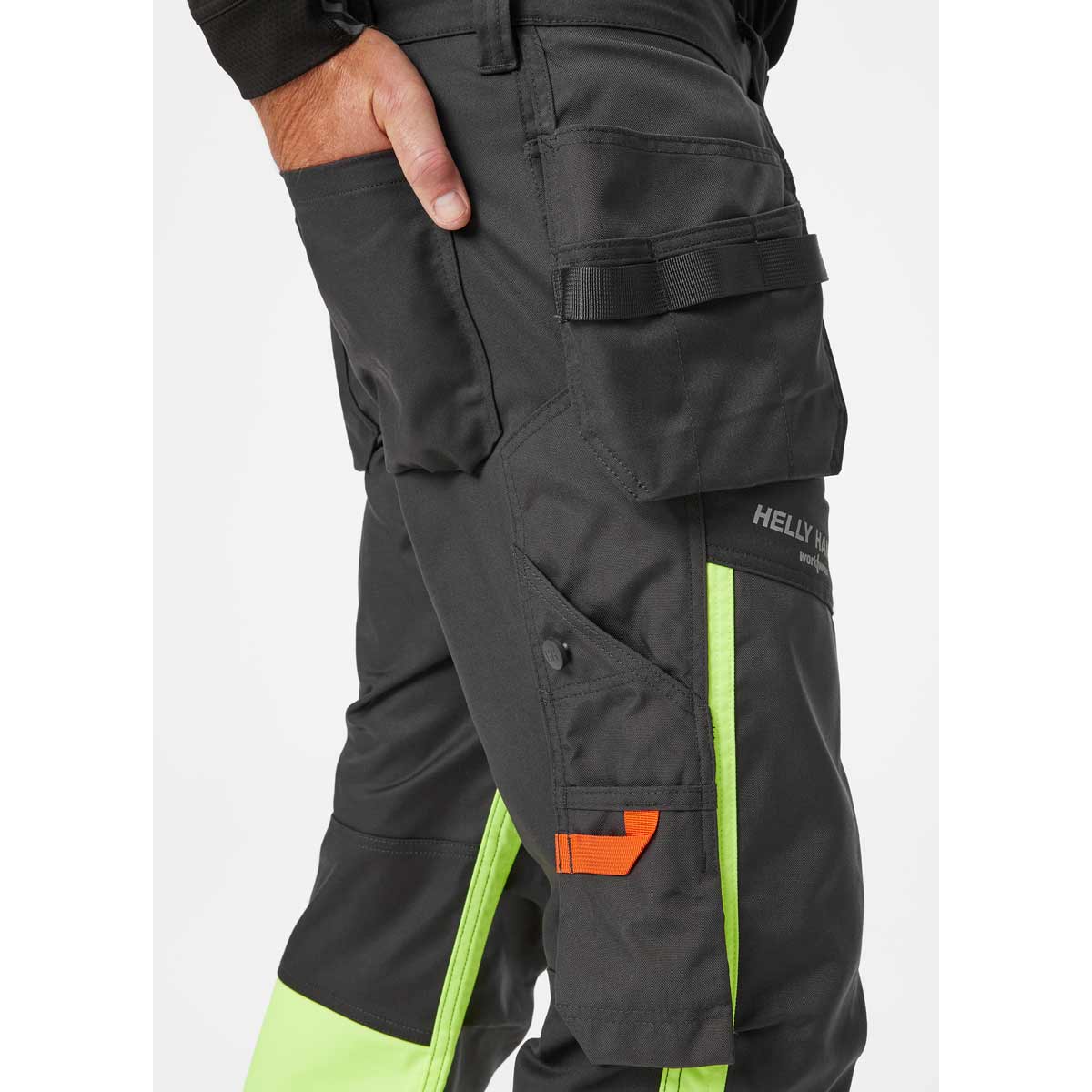 Helly-Hansen-Alna-2.0-Hi-Vis-Construction-Pant-Class-1-Pocket-detail Helly-Hansen-Alna-2.0-Hi-Vis-Construction-Pant-Class-1-Pocket-detail