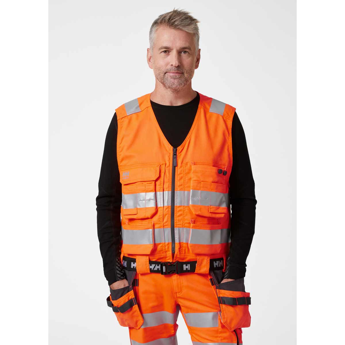 Helly-Hansen-Alna-2.0-Hi-Vis-Construction-Vest-OrangeOnbody Helly-Hansen-Alna-2.0-Hi-Vis-Construction-Vest-OrangeOnbody