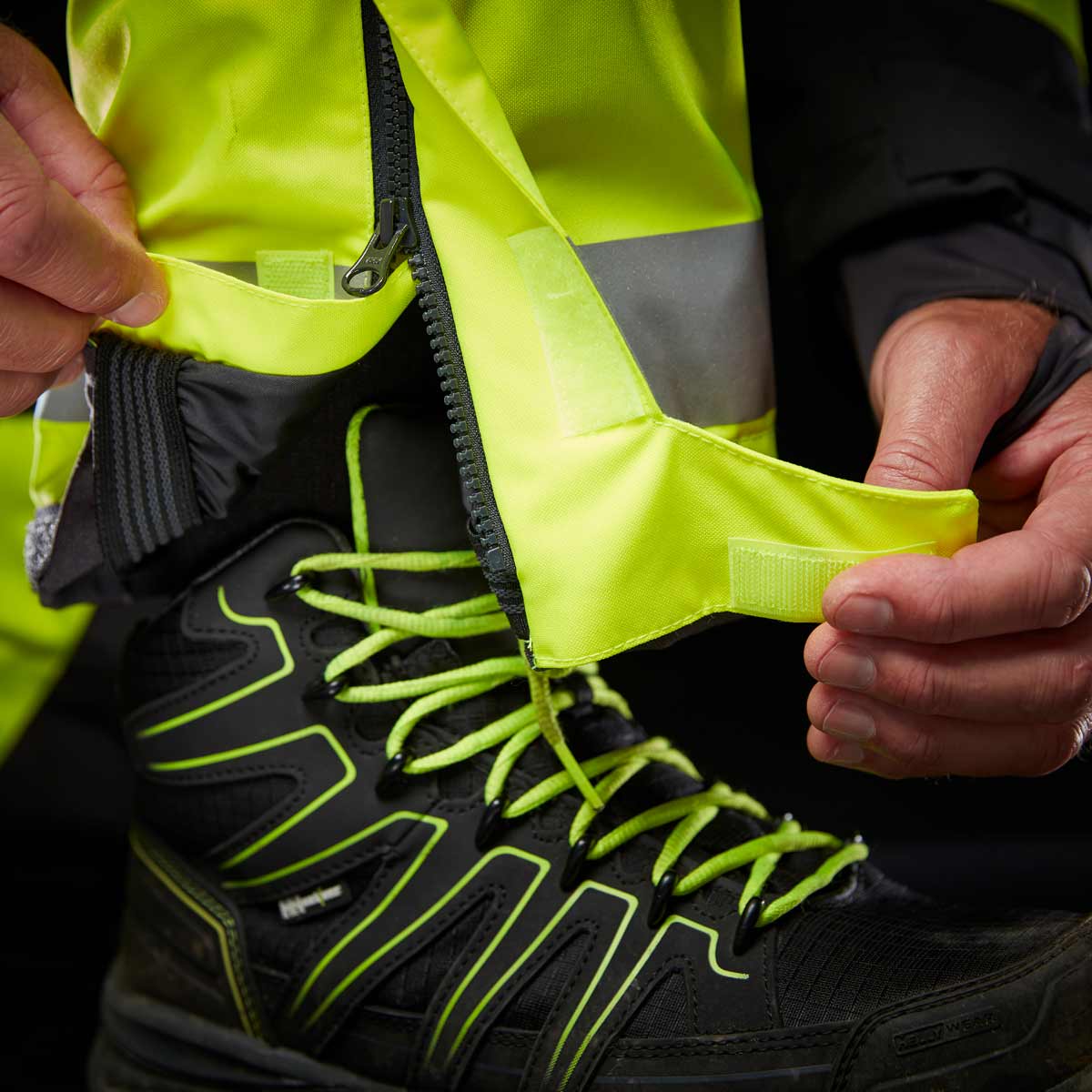 Helly-Hansen-Alna-2.0-Hi-Vis-Waterproof-Shell-Suit-Yellow-HemZip Helly-Hansen-Alna-2.0-Hi-Vis-Waterproof-Shell-Suit-Yellow-HemZip