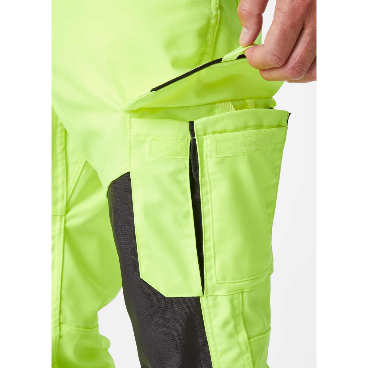 Helly-Hansen-Alna-2.0-Hi-Vis-Work-Pant-Class-2-Yellow-detail Helly-Hansen-Alna-2.0-Hi-Vis-Work-Pant-Class-2-Yellow-detail