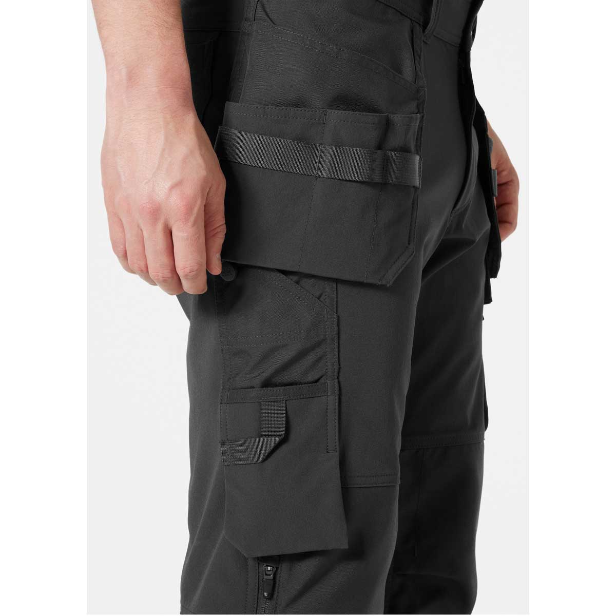 Helly Hansen Alna 4X Construction Pant CL1 - cargo pocket detail Helly Hansen Alna 4X Construction Pant CL1 - cargo pocket detail