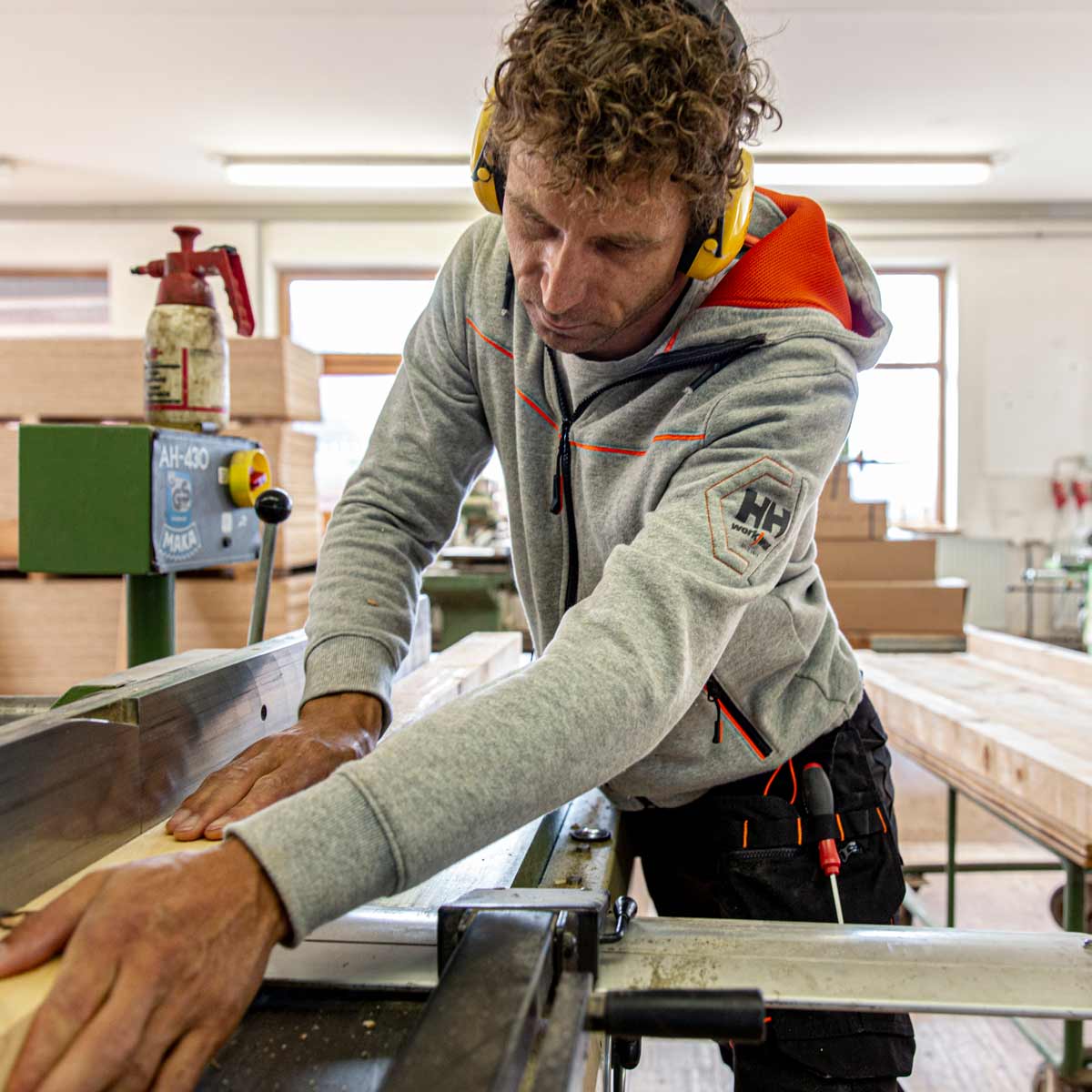 Helly Hansen Chelsea Evolution Zip Hoodie Grey Melange Lifestyle Helly Hansen Chelsea Evolution Zip Hoodie Grey Melange Lifestyle