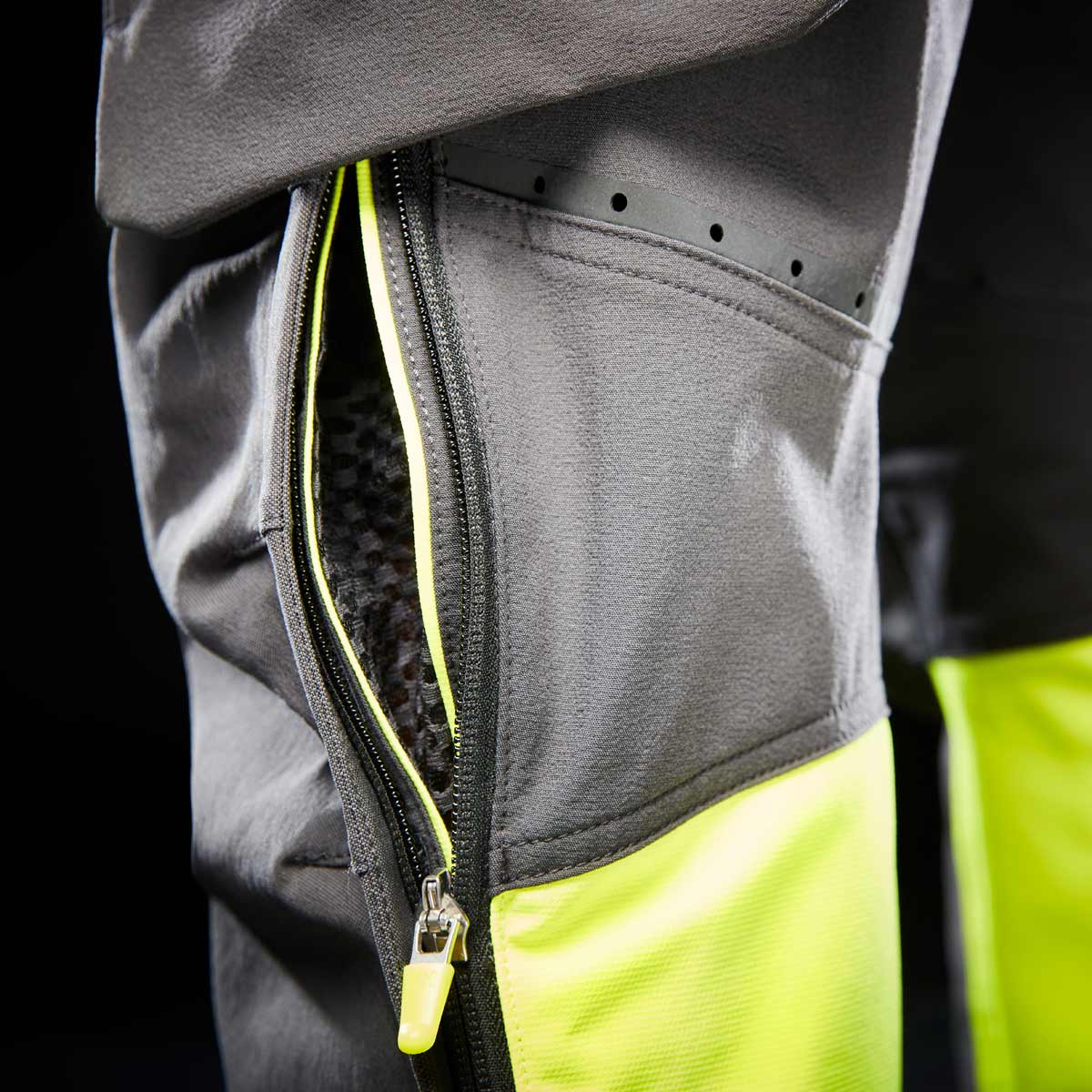 Helly-Hansen-ICU-BRZ-Construction-Pant-Class-1-Yellow-Ebony Helly-Hansen-ICU-BRZ-Construction-Pant-Class-1-Yellow-Ebony