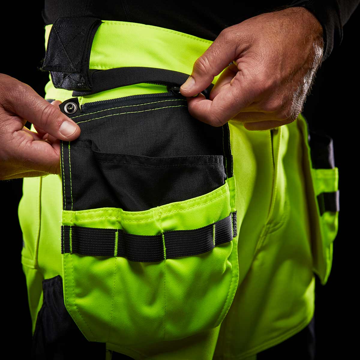 Helly-Hansen-ICU-Construction-Pant-Class-2-pockets Helly-Hansen-ICU-Construction-Pant-Class-2-pockets