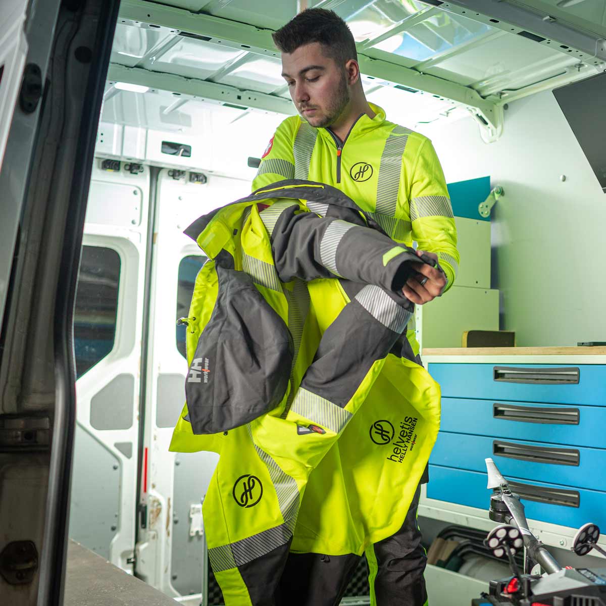 Helly-Hansen-ICU-Lifa-Active-Half-Zip-Layering-image Helly-Hansen-ICU-Lifa-Active-Half-Zip-Layering-image