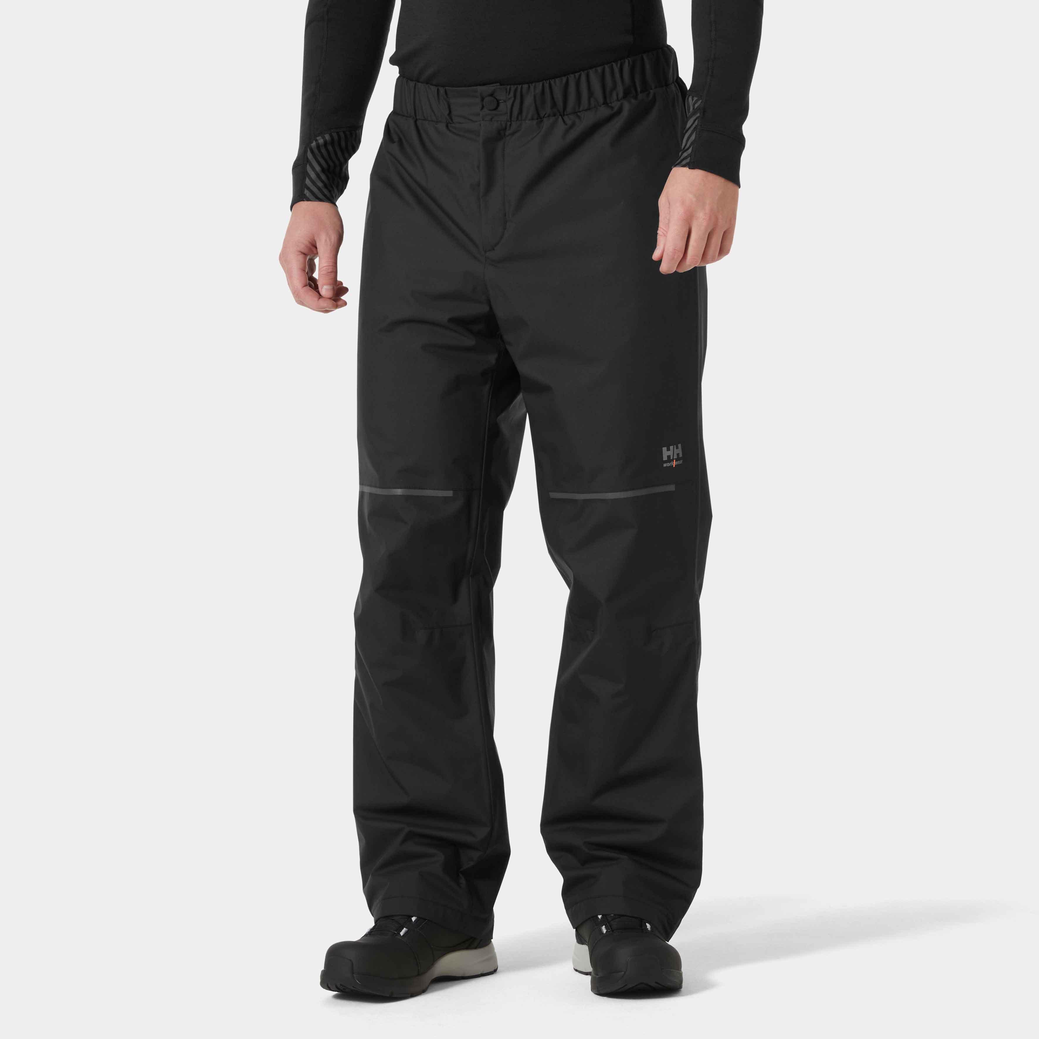 Helly Hansen Manchester 2.0 Winter Pant - on model Helly Hansen Manchester 2.0 Winter Pant - on model