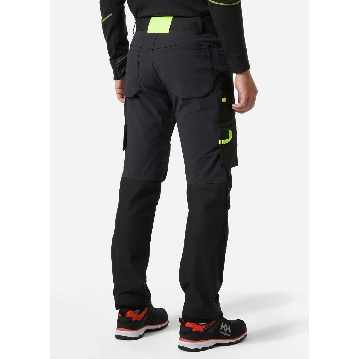 Helly-Hansen-Oxford--4X-Work-Pant-Ebony-Black-Rear-Lifestyle Helly-Hansen-Oxford--4X-Work-Pant-Ebony-Black-Rear-Lifestyle