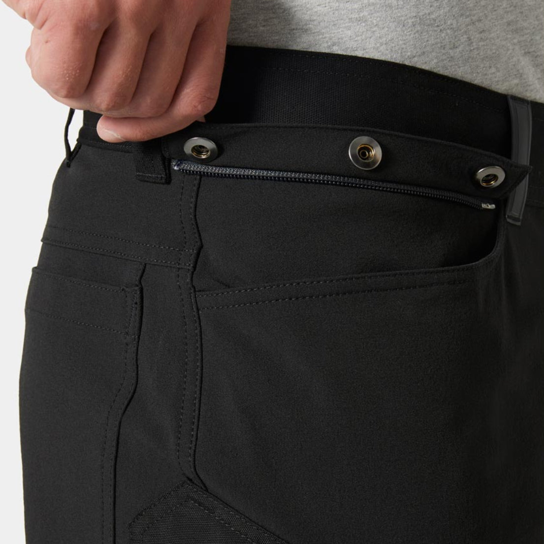 Helly Hansen Oxford 4X HH Connect™ Shorts - Connect Pocket Detail Helly Hansen Oxford 4X HH Connect™ Shorts - Connect Pocket Detail