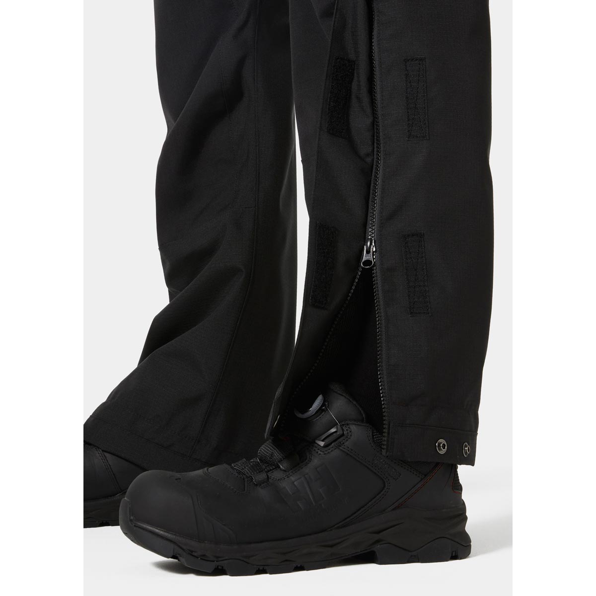 Helly Hansen Oxford Shell Cargo Pant - Leg Bottom Detail Helly Hansen Oxford Shell Cargo Pant - Leg Bottom Detail