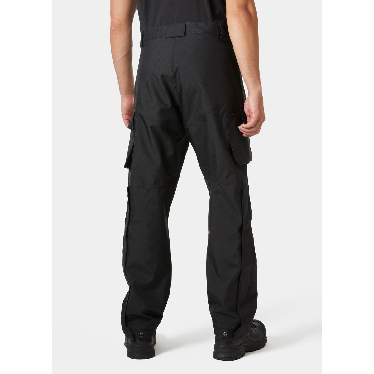 Helly Hansen Oxford Shell Cargo Pant - On Model Rear Helly Hansen Oxford Shell Cargo Pant - On Model Rear