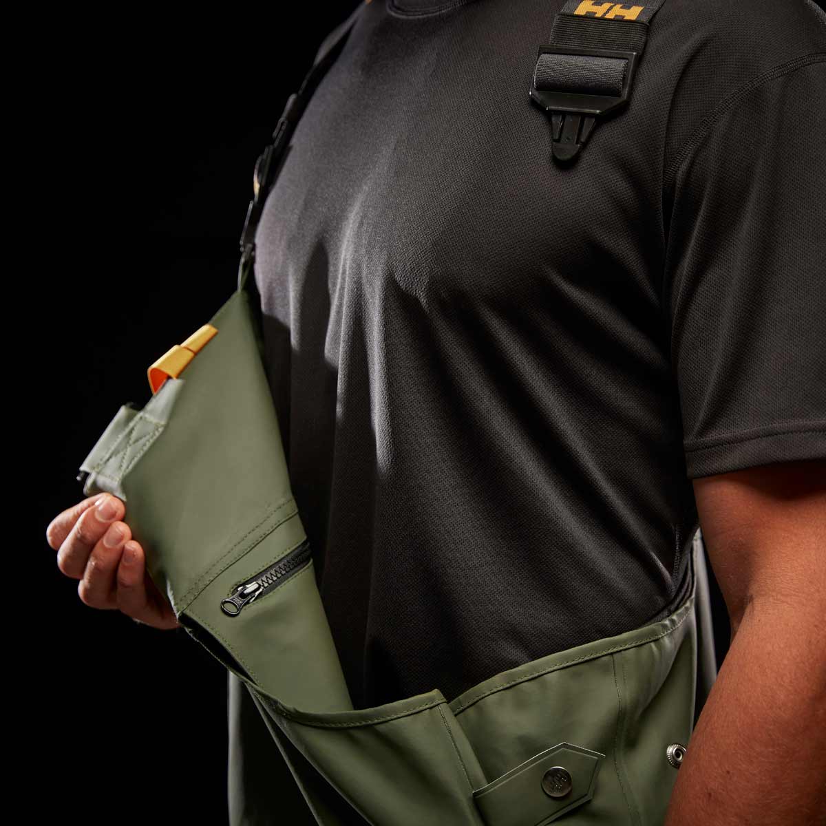 Helly-Hansen-Storm-Waterproof-Rain-BibGreen-Detail Helly-Hansen-Storm-Waterproof-Rain-BibGreen-Detail