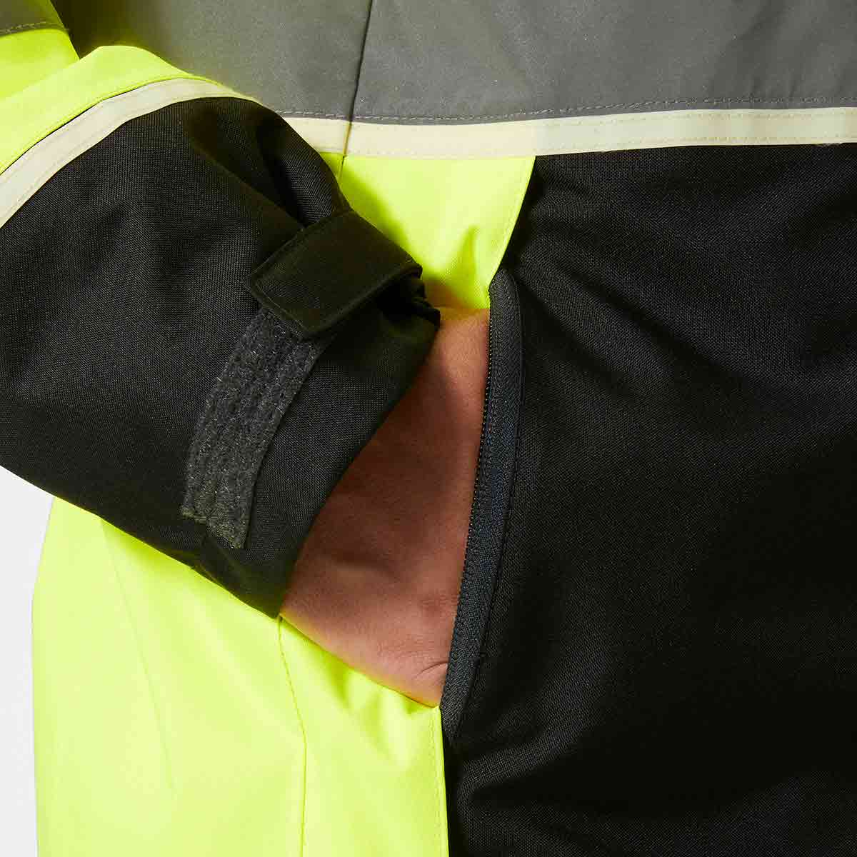 Helly Hansen UC-ME Winter Jacket Hi Vis Yellow/Ebony Helly Hansen UC-ME Winter Jacket Hi Vis Yellow/Ebony